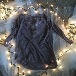 🌸Sale 3 for $10🌸 Cross Cross Shirt With Crochet